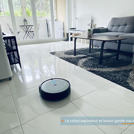 Appartement Parisien Neuf, Moderne Avec Une Grande Salon, 2 Chambres, 4 Lits, Parking Gratuit, 15Min De Paris Et 13 Min Aeroport Orly Vitry-sur-Seine Luaran gambar