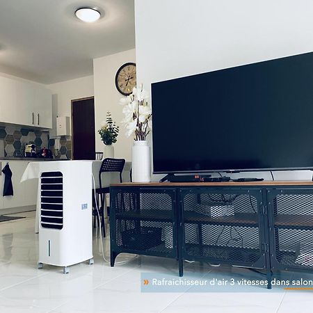 Appartement Parisien Neuf, Moderne Avec Une Grande Salon, 2 Chambres, 4 Lits, Parking Gratuit, 15Min De Paris Et 13 Min Aeroport Orly Vitry-sur-Seine Luaran gambar
