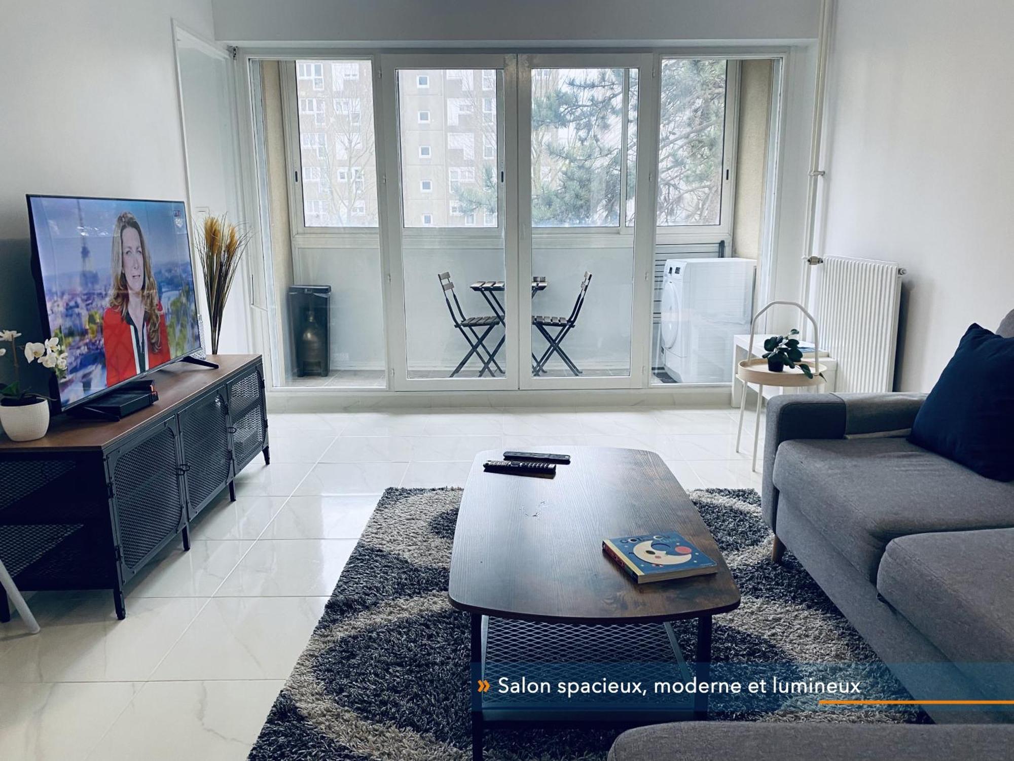 Appartement Parisien Neuf, Moderne Avec Une Grande Salon, 2 Chambres, 4 Lits, Parking Gratuit, 15Min De Paris Et 13 Min Aeroport Orly Vitry-sur-Seine Luaran gambar